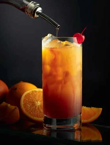 Coctel Tequila Sunrise 